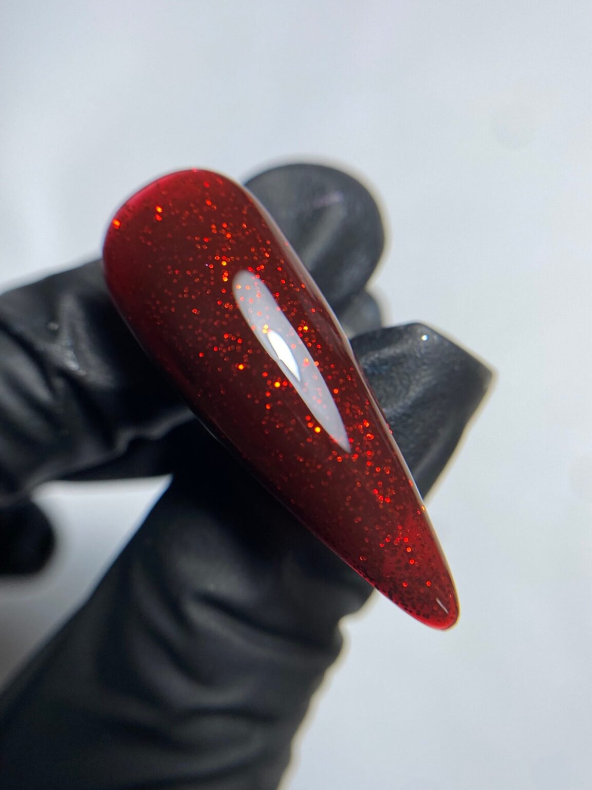 לק ג’ל 386– tres jolie (מנצנץ)